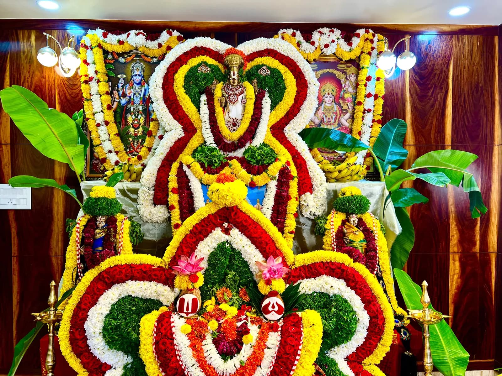 Devatha Pratishtapana performed by a Gopuja Vedic pandit
